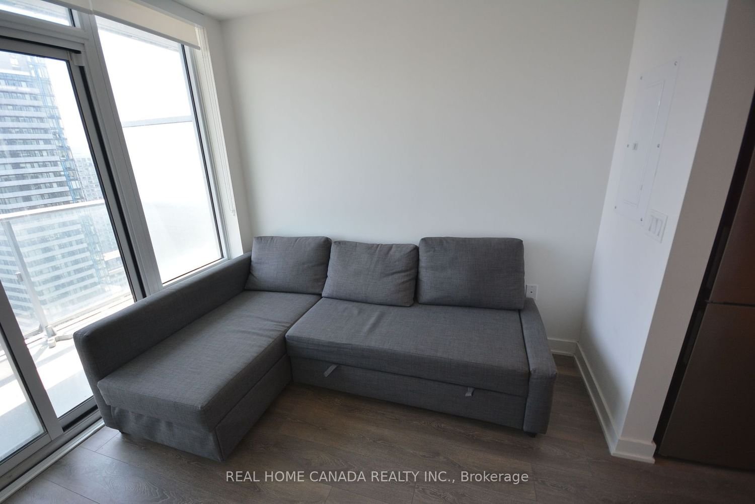 195 Redpath Ave, unit Lph07 for rent - image #7