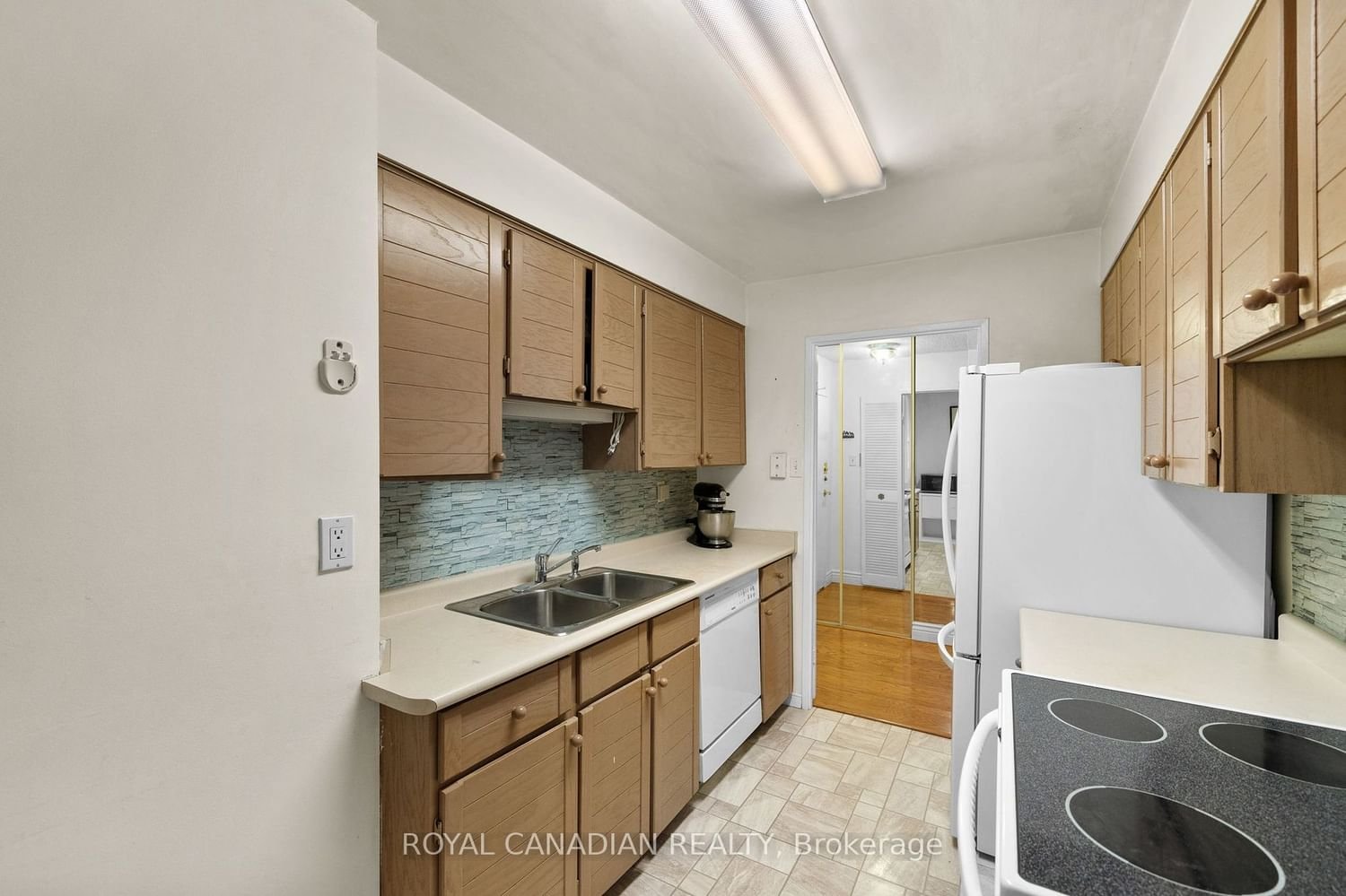 4001 Don Mills Rd, unit 135 for sale - image #12