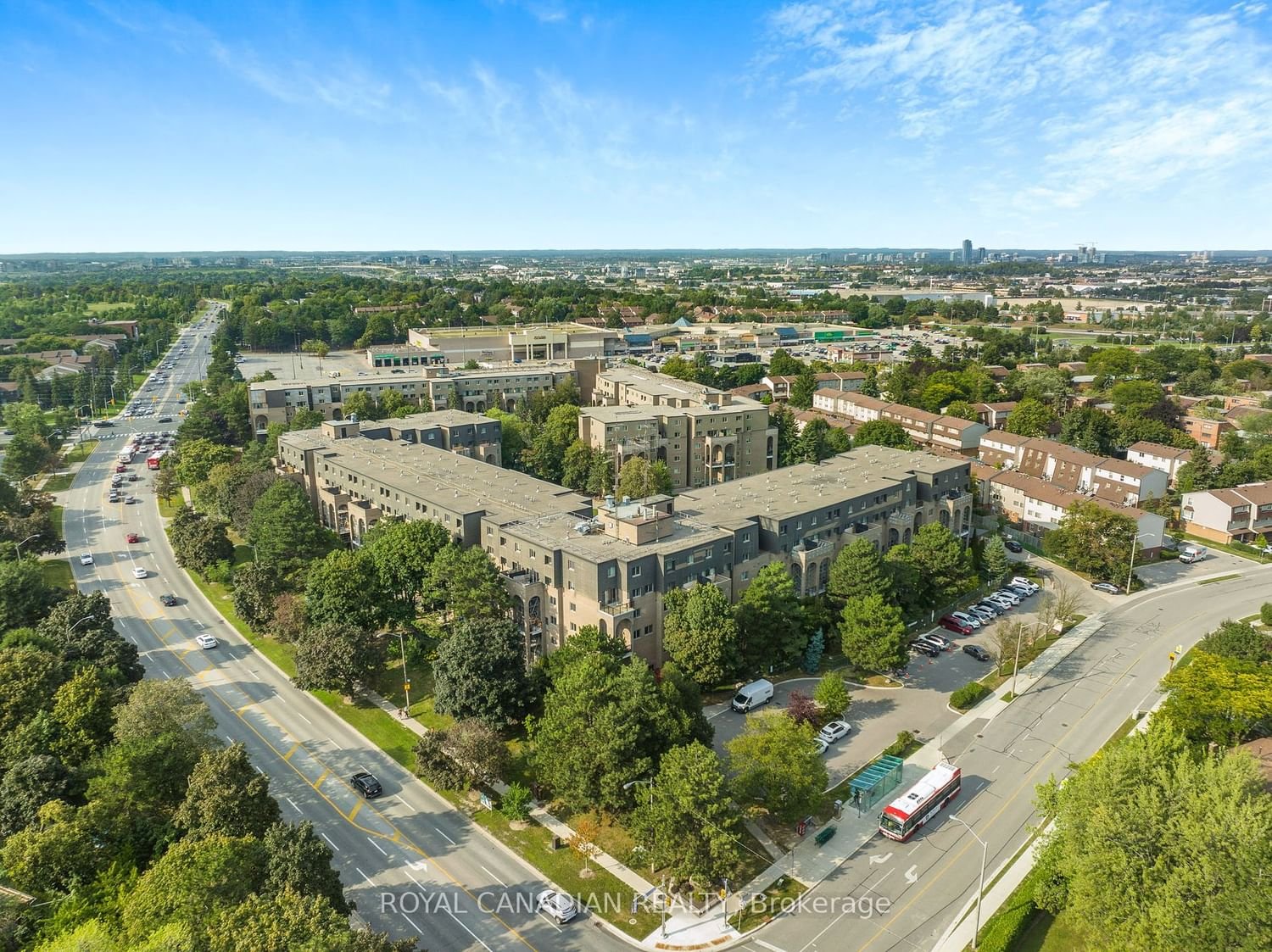 4001 Don Mills Rd, unit 135 for sale - image #2