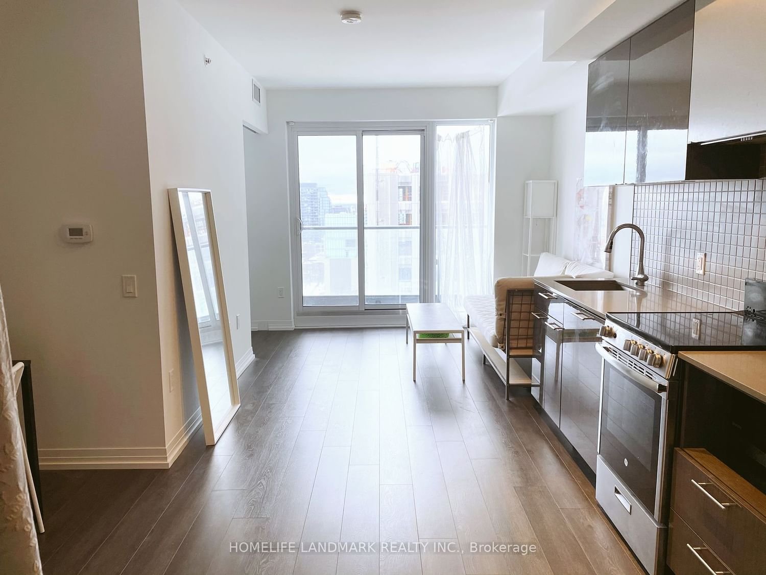 251 Jarvis St, unit 1812 for rent - image #7