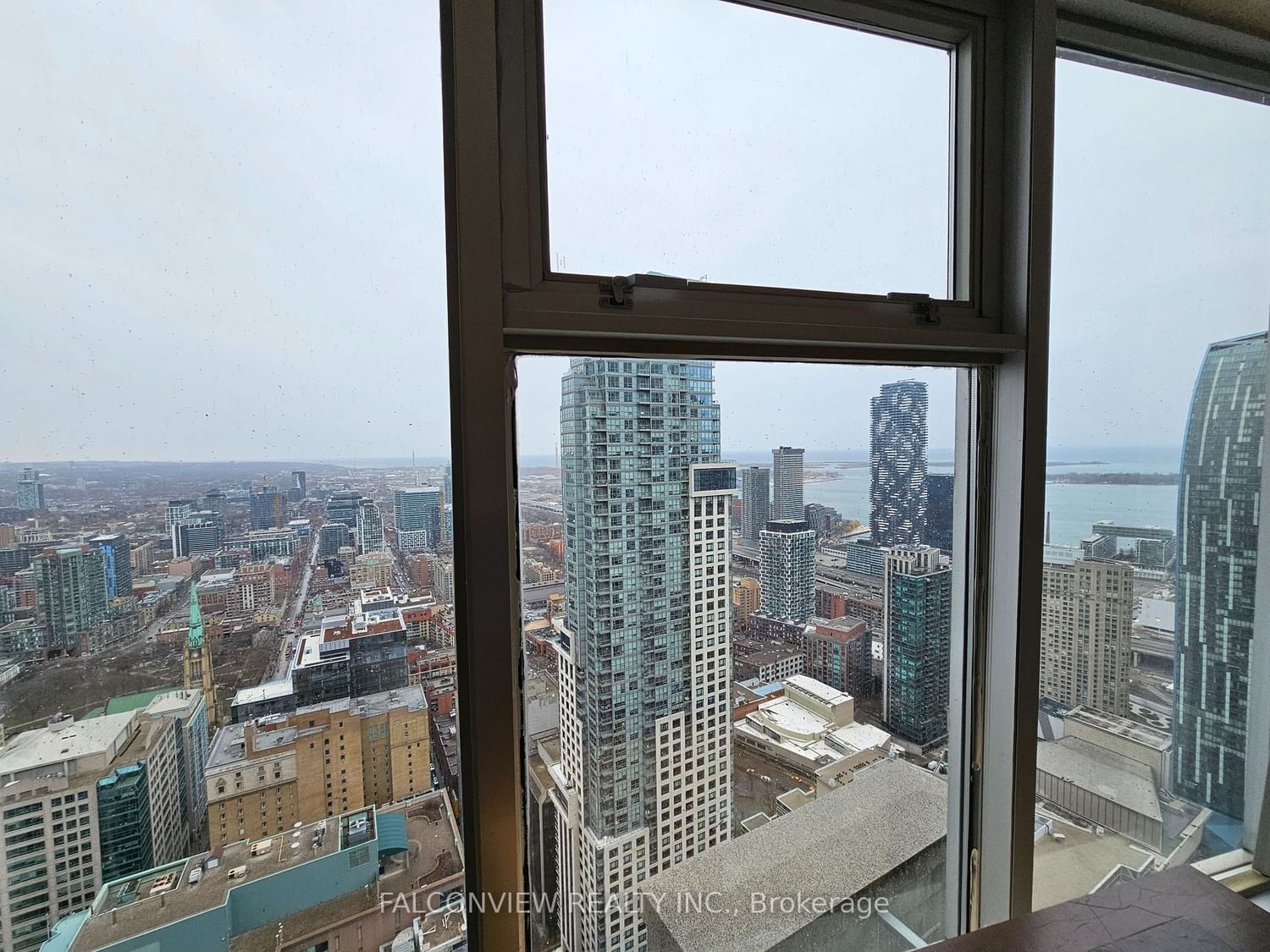 1 King West St W, unit 4606 for sale - image #11