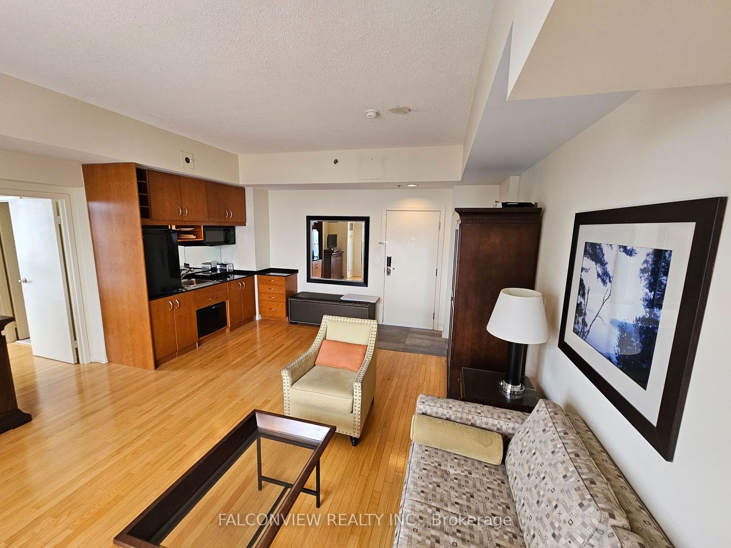 1 King West St W, unit 4606 for sale - image #5