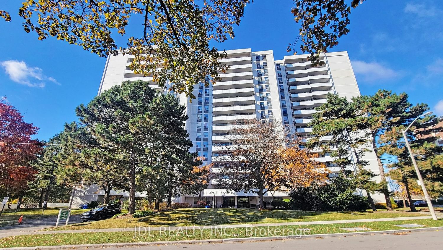 20 Forest Manor Rd, unit 111 for sale