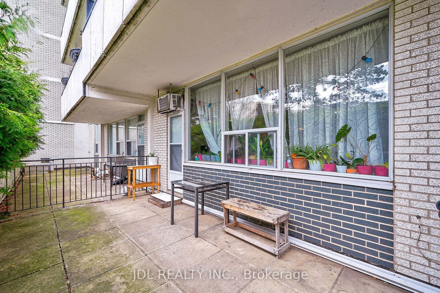 20 Forest Manor Rd, unit 111 for sale - image #32