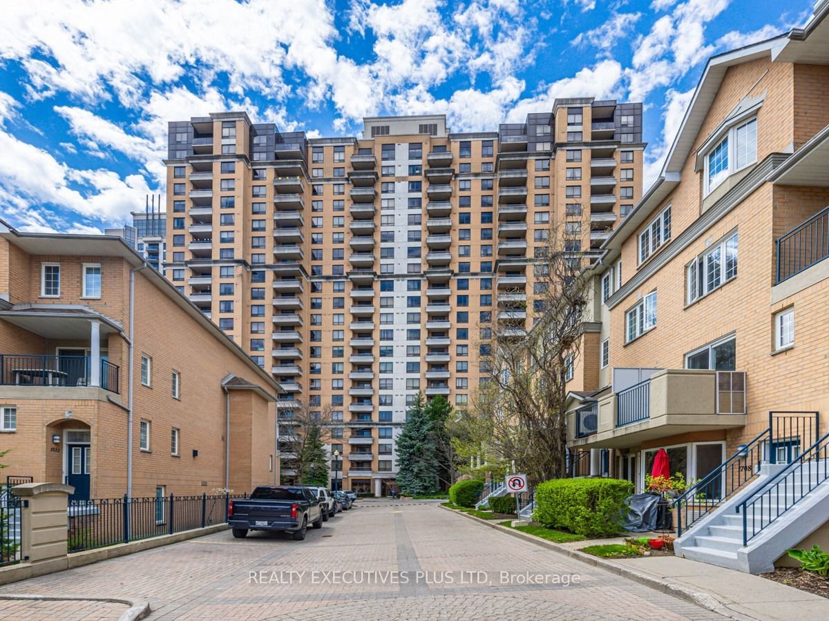 18 Sommerset Way, unit 1517 for sale - image #2