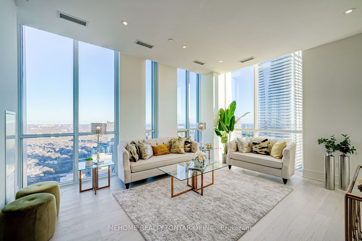 1 Yorkville Ave, unit Ph06 for sale - image #15