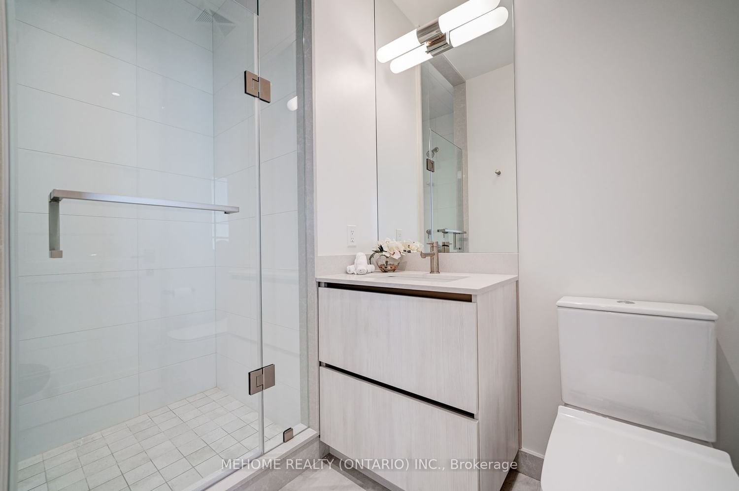1 Yorkville Ave, unit Ph06 for sale - image #26