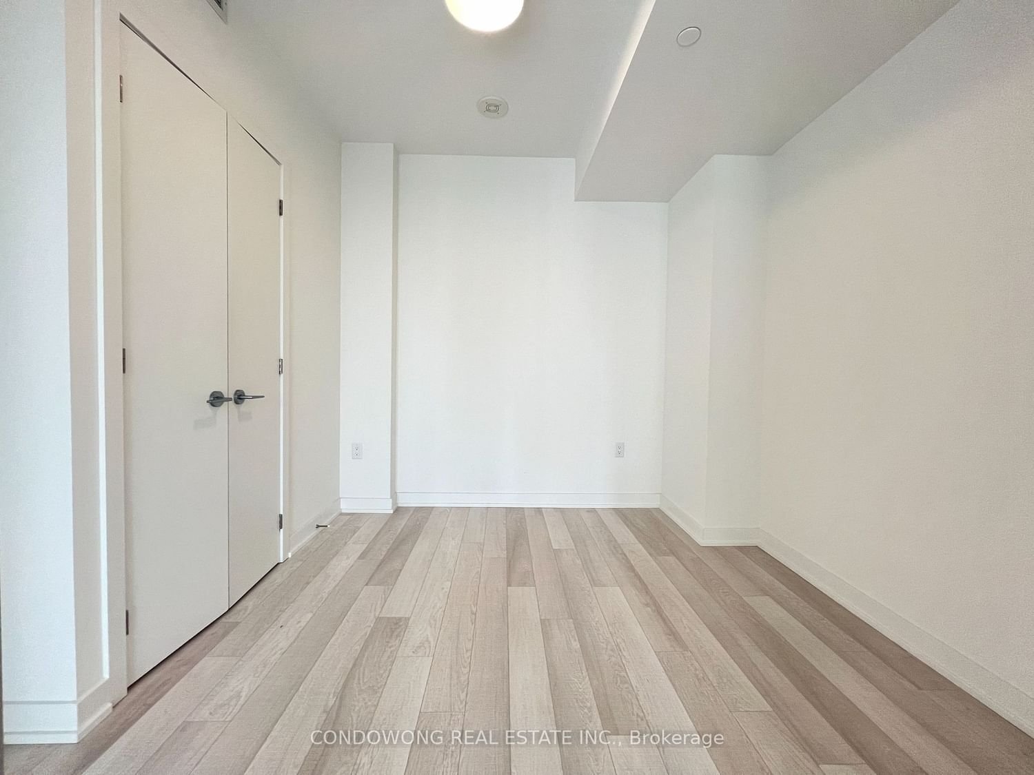 357 King St W, unit 3001 for rent - image #7