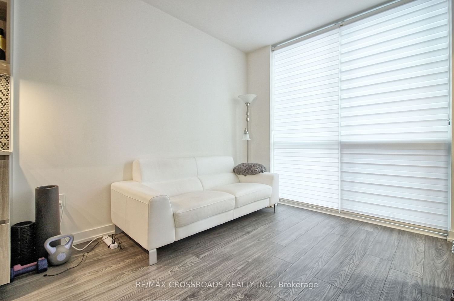 1 Yorkville Ave, unit 3003 for sale - image #5
