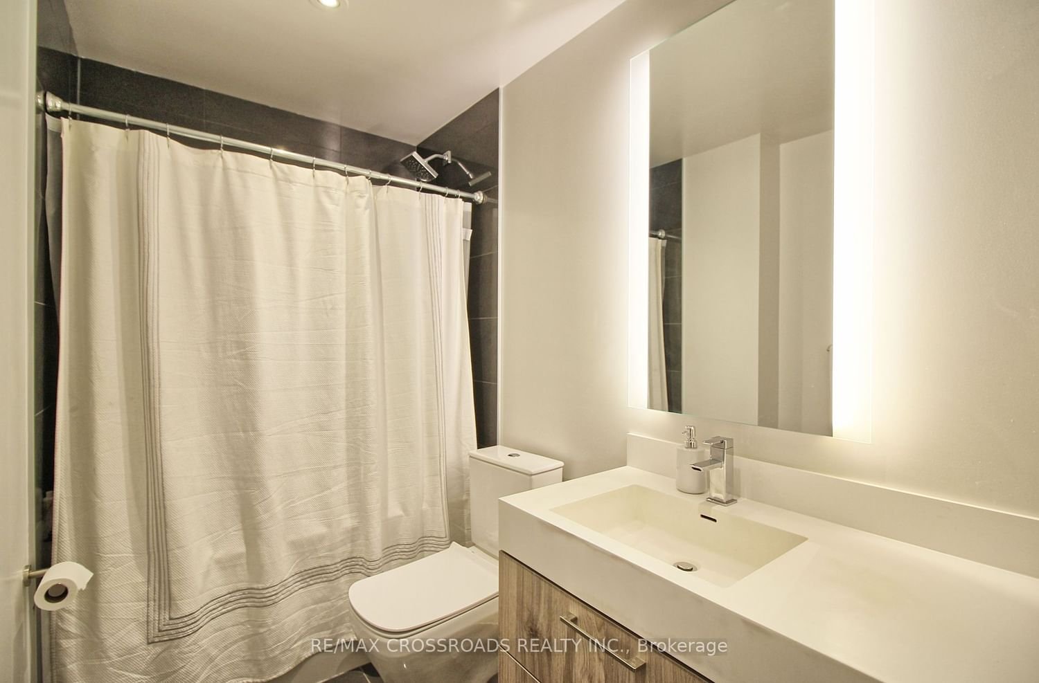 1 Yorkville Ave, unit 3003 for sale - image #8