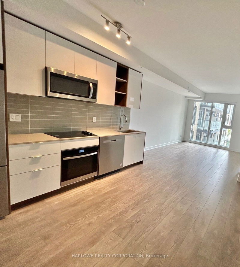 543 Richmond St W, unit 624 for sale