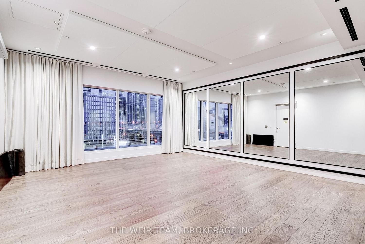 15 Lower Jarvis St, unit 1602 for sale - image #21