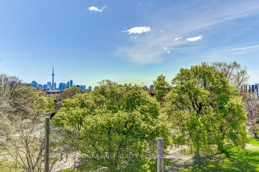 138 St. Helens Ave, unit 309 for sale - image #24