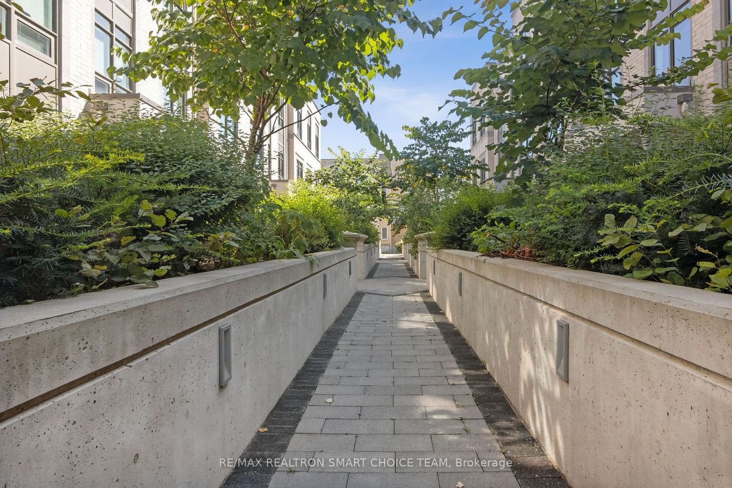 52 Holmes Ave, unit 3 for sale - image #40