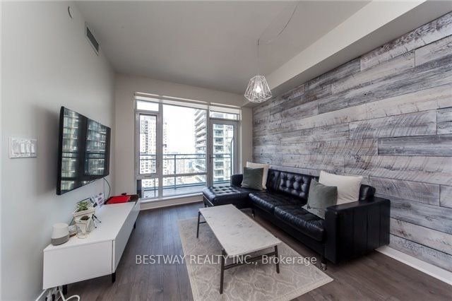 21 Widmer St, unit 2804 for rent - image #1