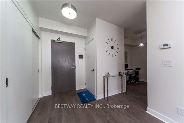 21 Widmer St, unit 2804 for rent - image #2