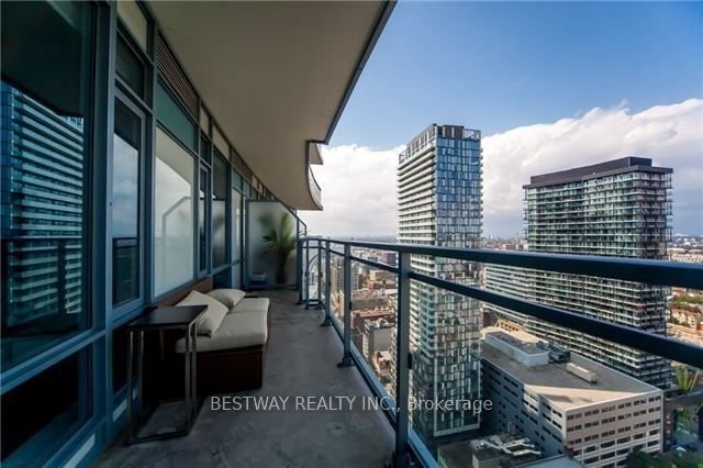 21 Widmer St, unit 2804 for rent - image #8