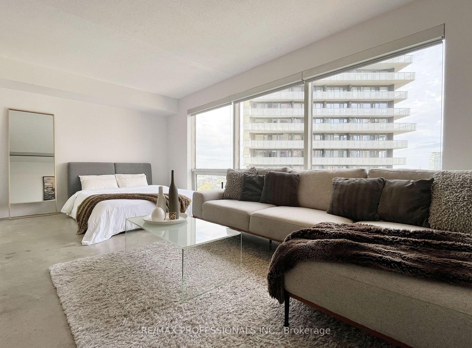 1001 Bay St, unit 2316 for sale - image #18