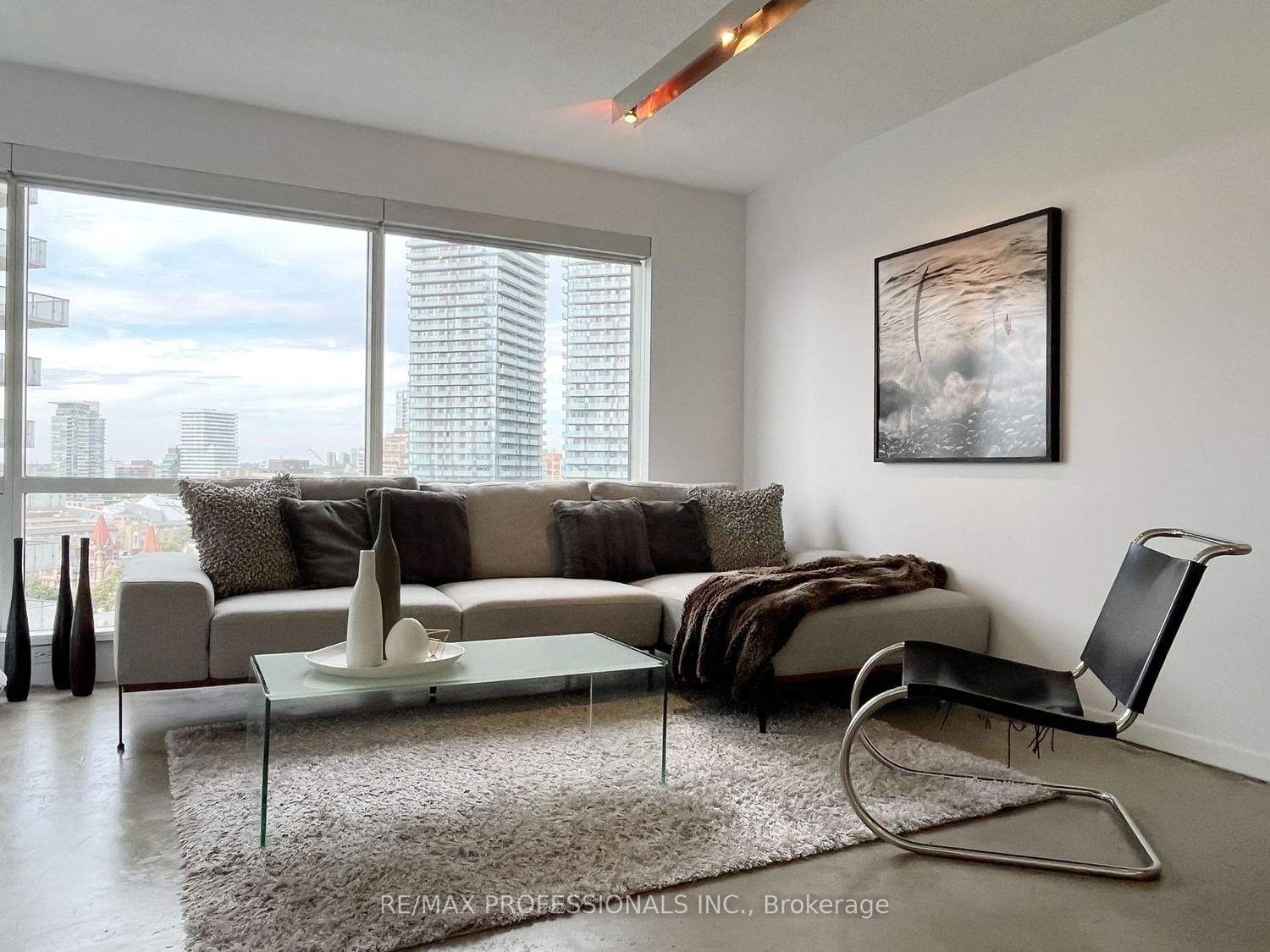 1001 Bay St, unit 2316 for sale - image #8