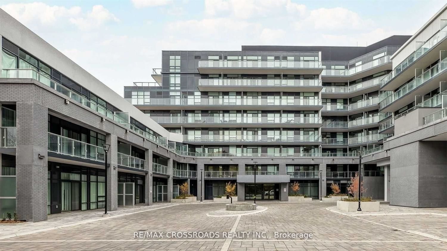 621 Sheppard Ave E, unit 739 for rent - image #2