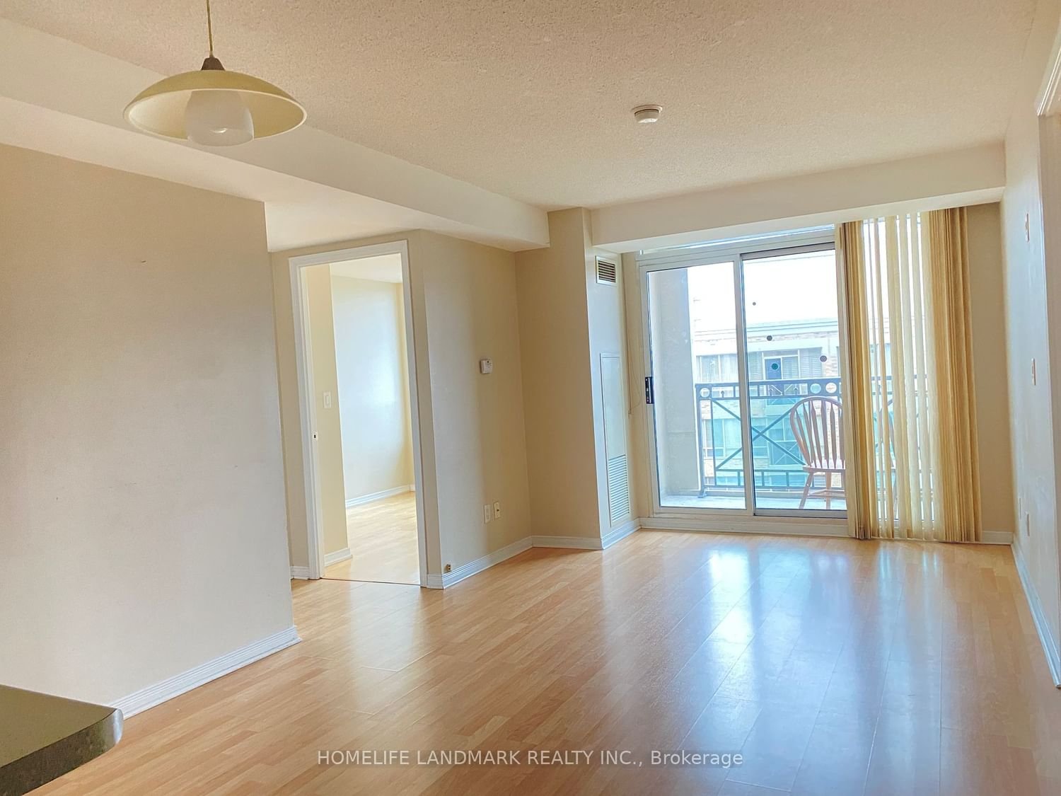 205 The Donway W, unit 615 for rent - image #4