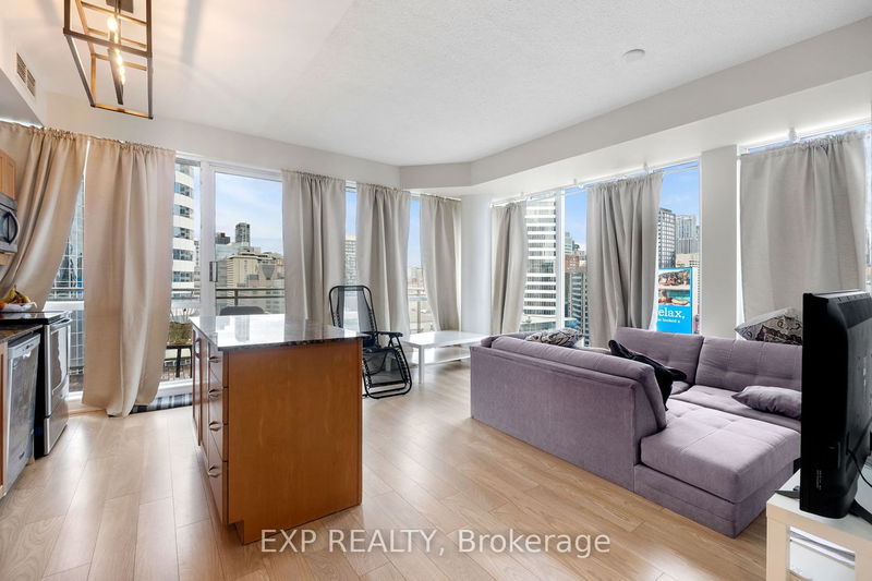 220 Victoria St, unit 1809 for sale - image #1