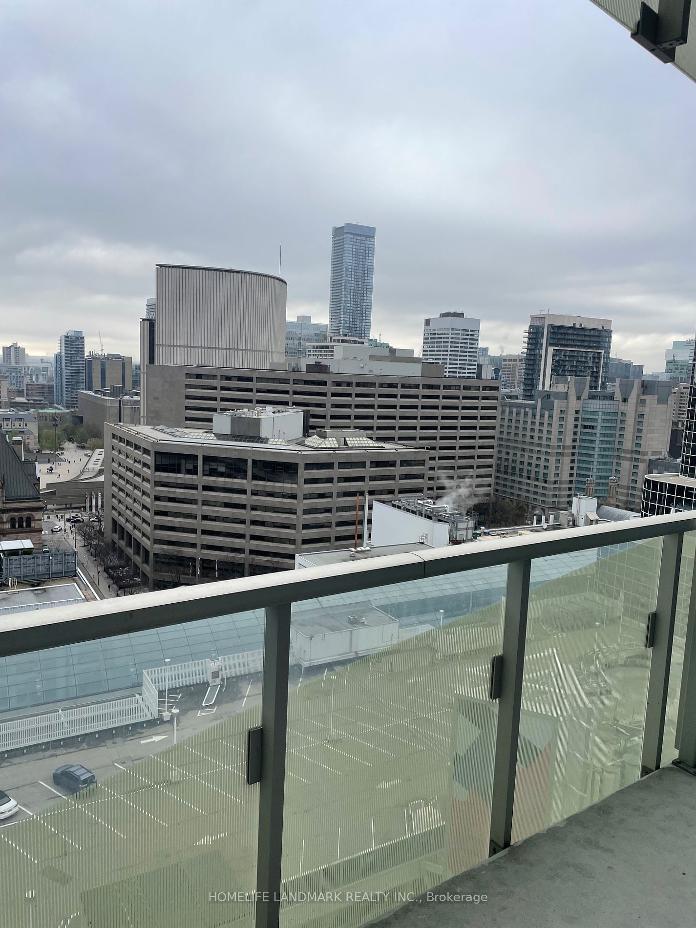 197 yonge St, unit 1611 for sale