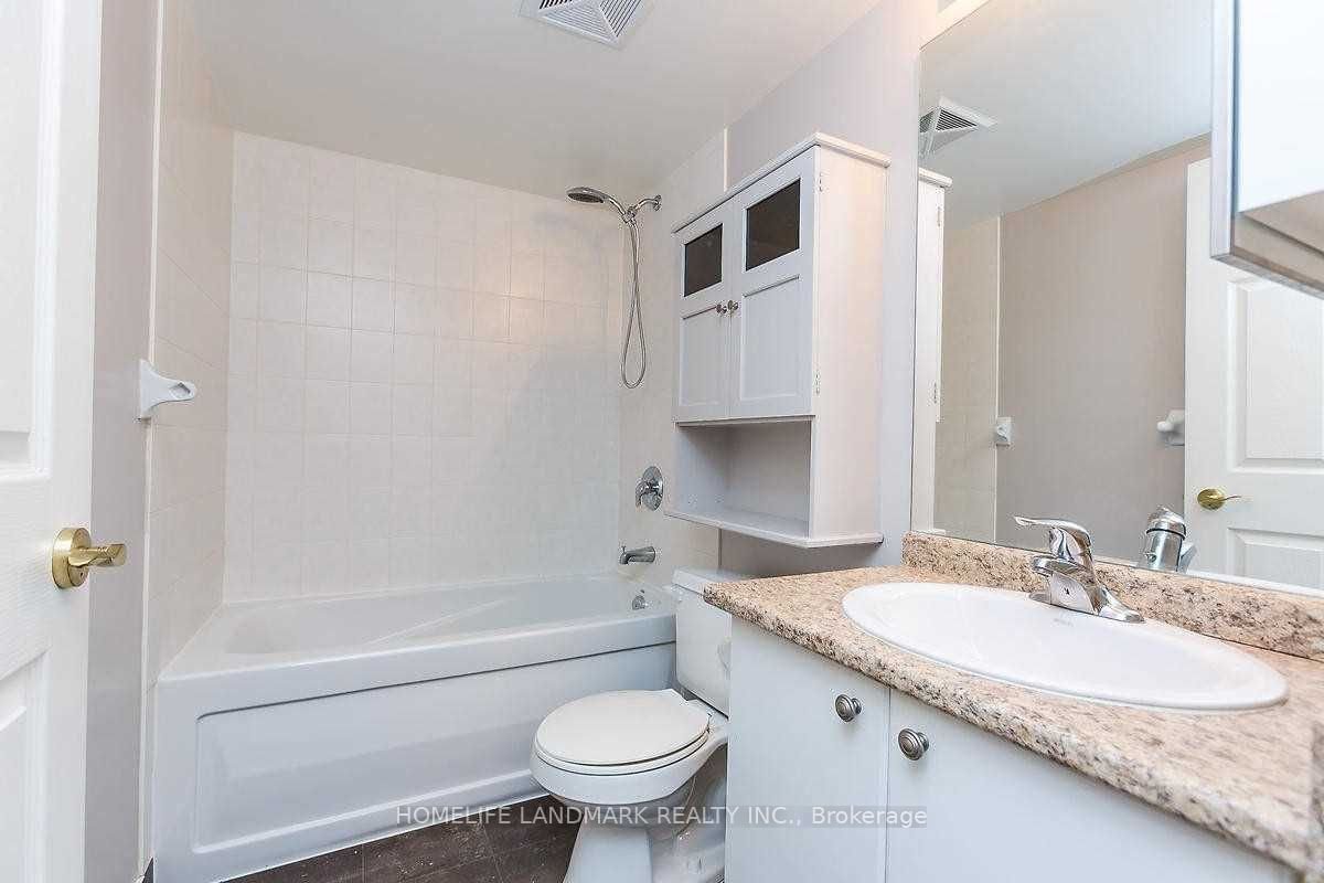 30 Grand Trunk Cres, unit 703 for rent - image #6