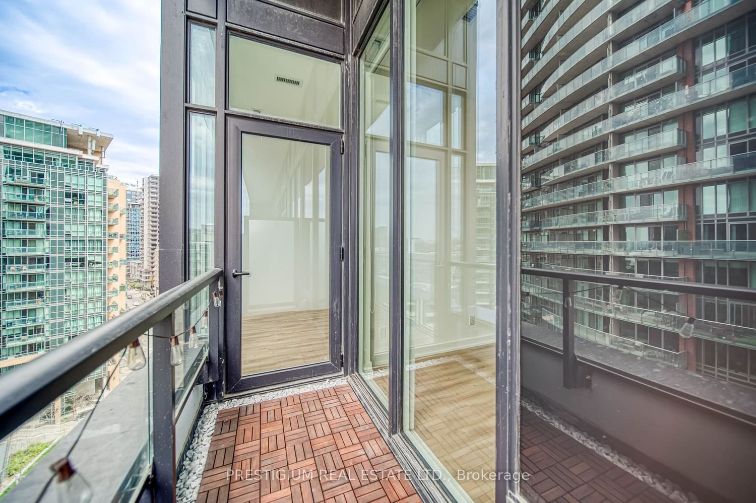 135 East Liberty St, unit 808 for rent - image #29