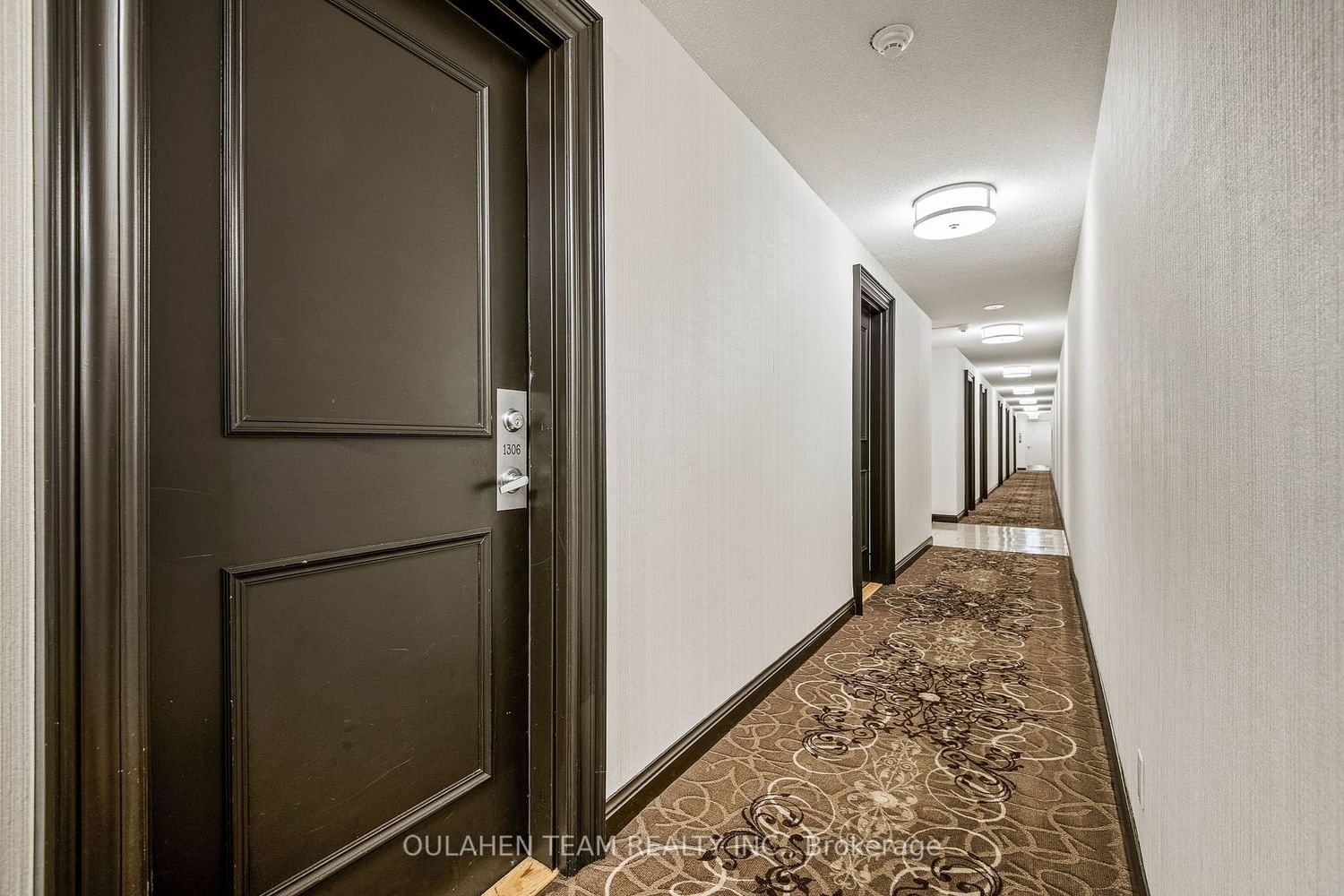 28 Sommerset Way, unit 1306 for sale - image #36