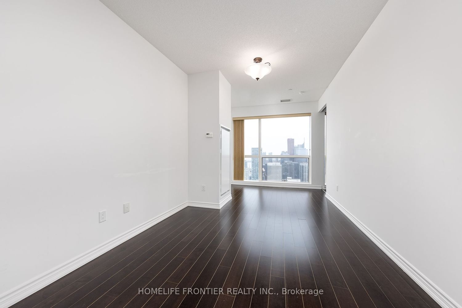 386 Yonge St, unit 5609 for sale