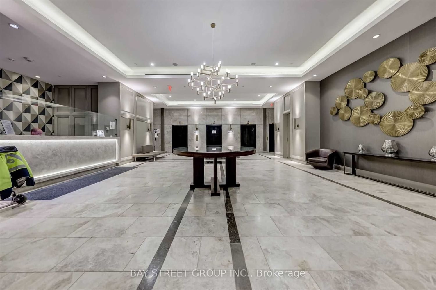 155 Yorkville Ave S, unit 1608 for sale - image #4