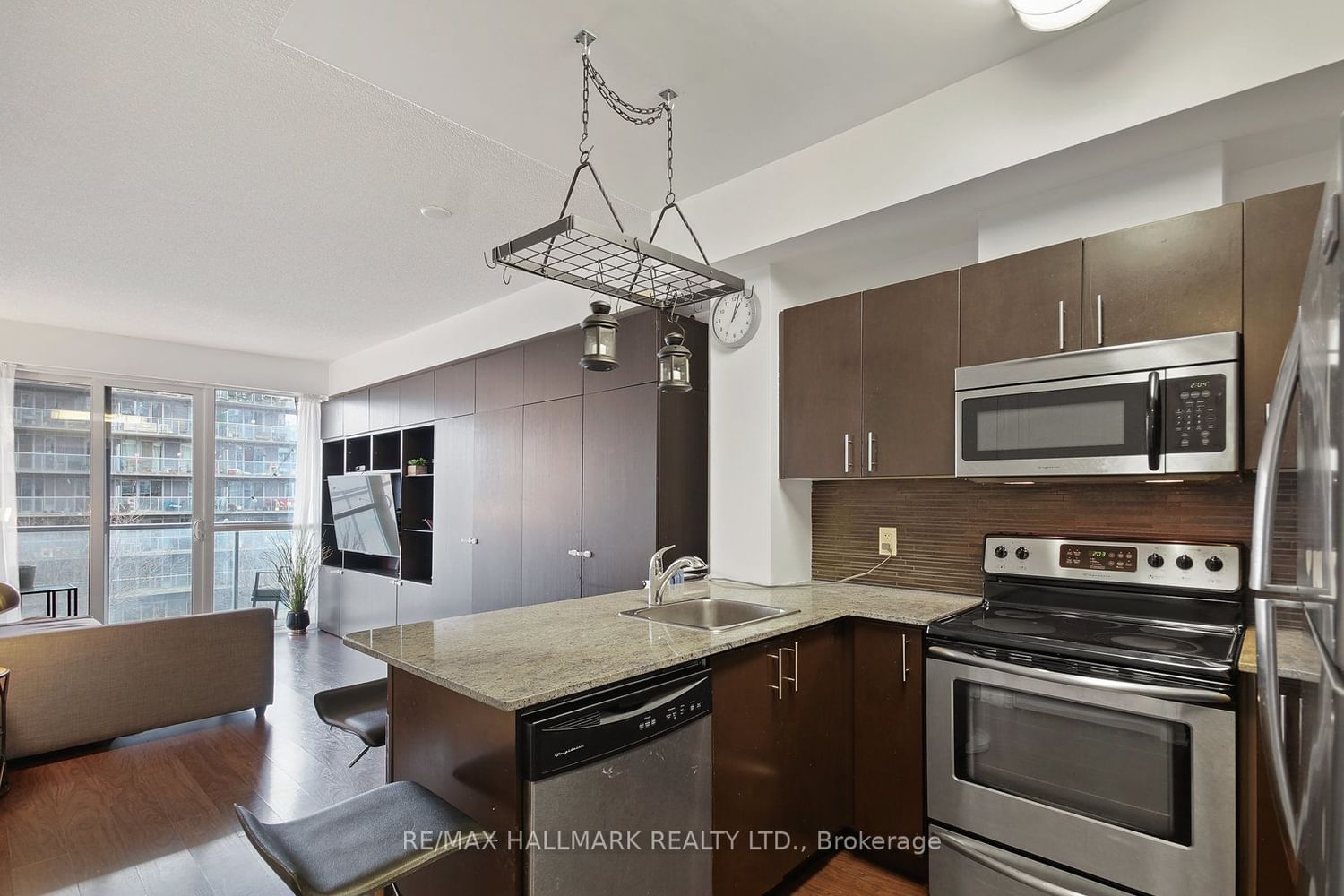 25 Cole St, unit 625 for sale - image #3