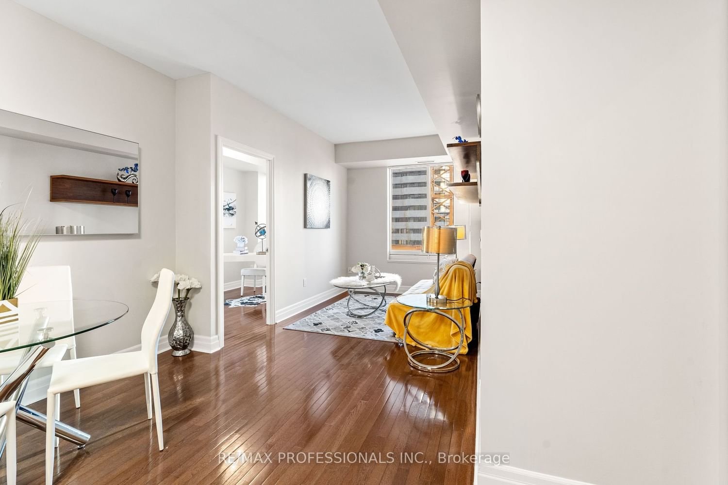 35 Balmuto St, unit 2104 for rent - image #22