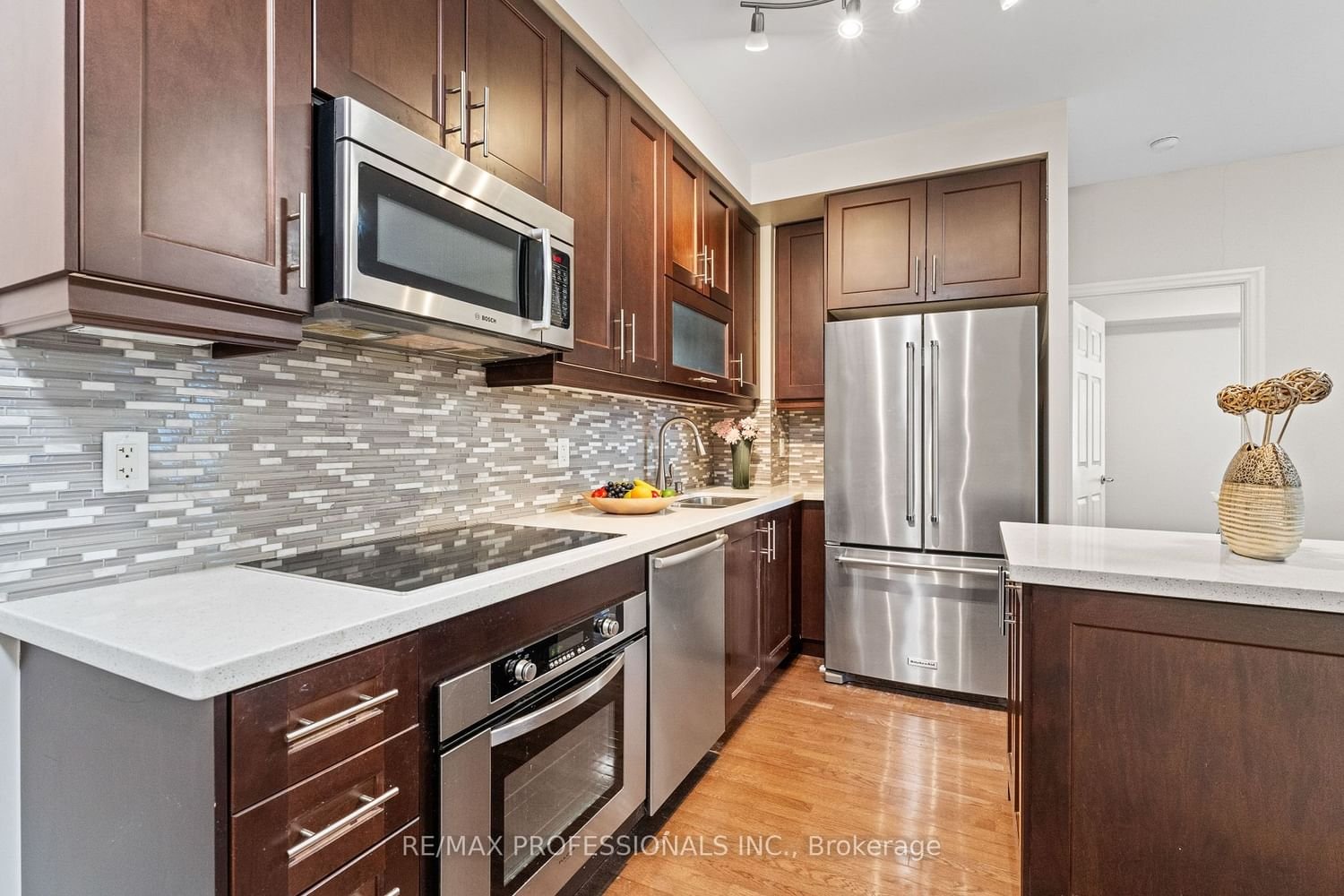 35 Balmuto St, unit 2104 for rent - image #32