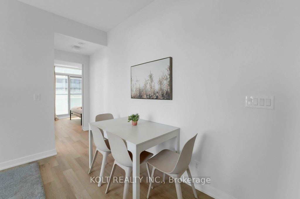 14 York St, unit 2008 for sale - image #7