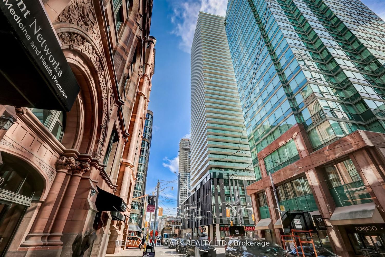 25 Richmond St E, unit 2406 for sale - image #3