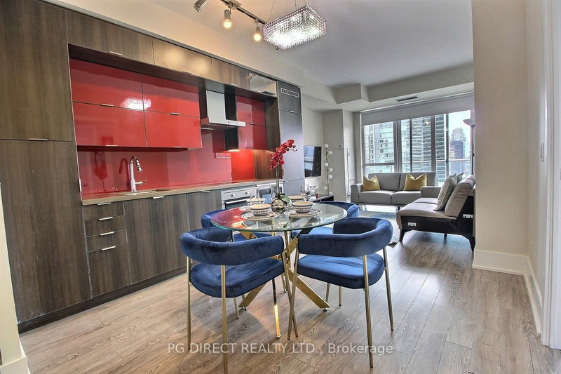 300 Front St W, unit 3909 for sale - image #1