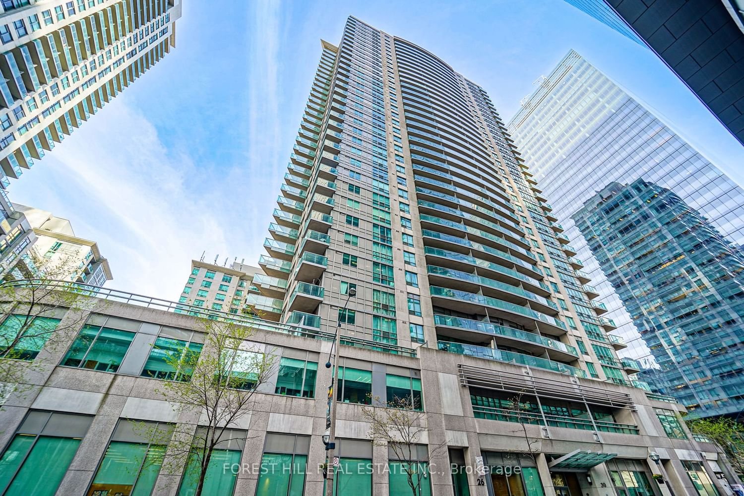 30 Grand Trunk Cres, unit 1912 for sale - image #36