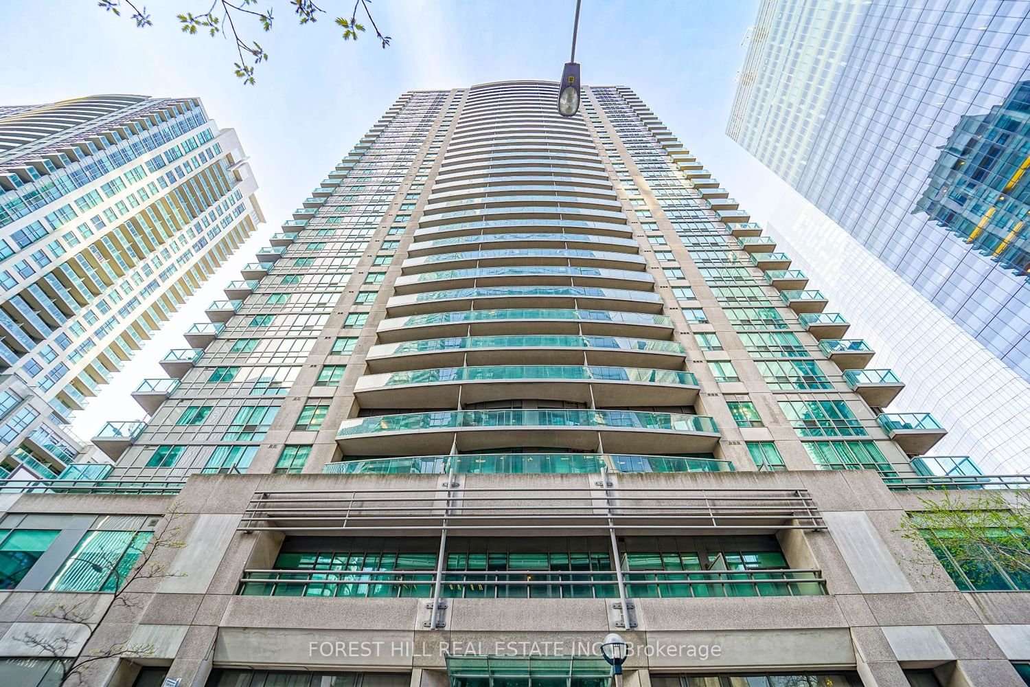 30 Grand Trunk Cres, unit 1912 for sale - image #38