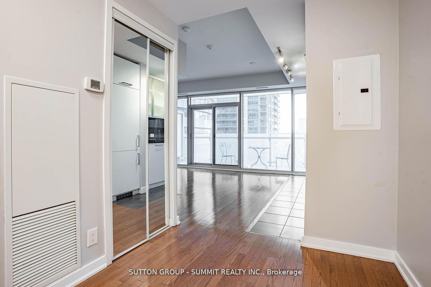 14 York St, unit 1707 for rent - image #14