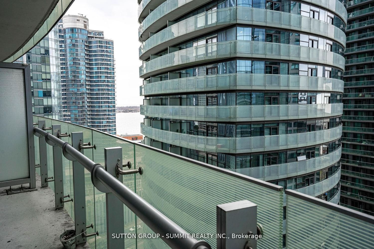 14 York St, unit 1707 for rent - image #30