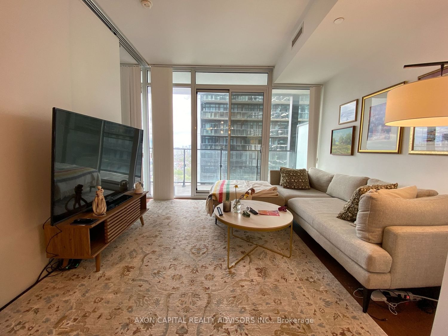 125 Peter St, unit 2007 for sale - image #3