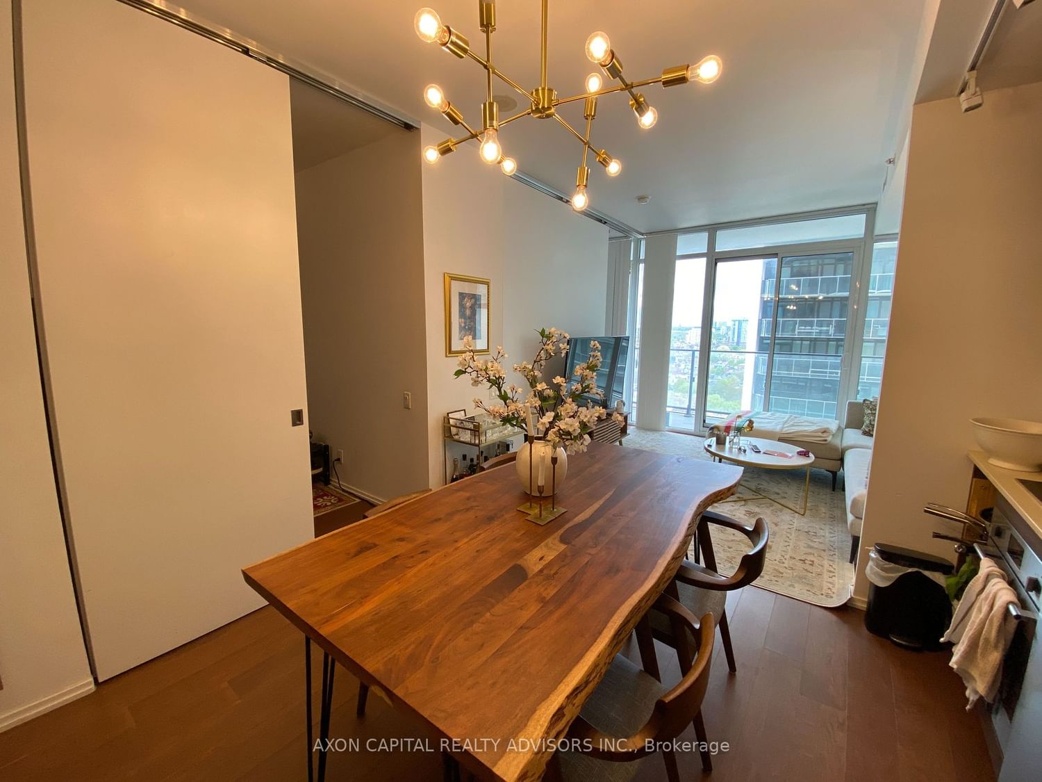 125 Peter St, unit 2007 for sale - image #7