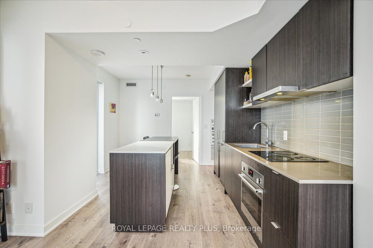 100 Harbour St, unit 1010 for sale - image #14