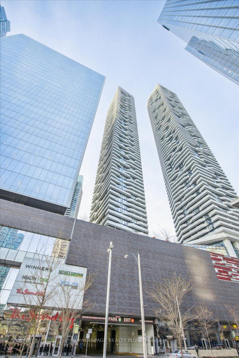 100 Harbour St, unit 1010 for sale - image #3