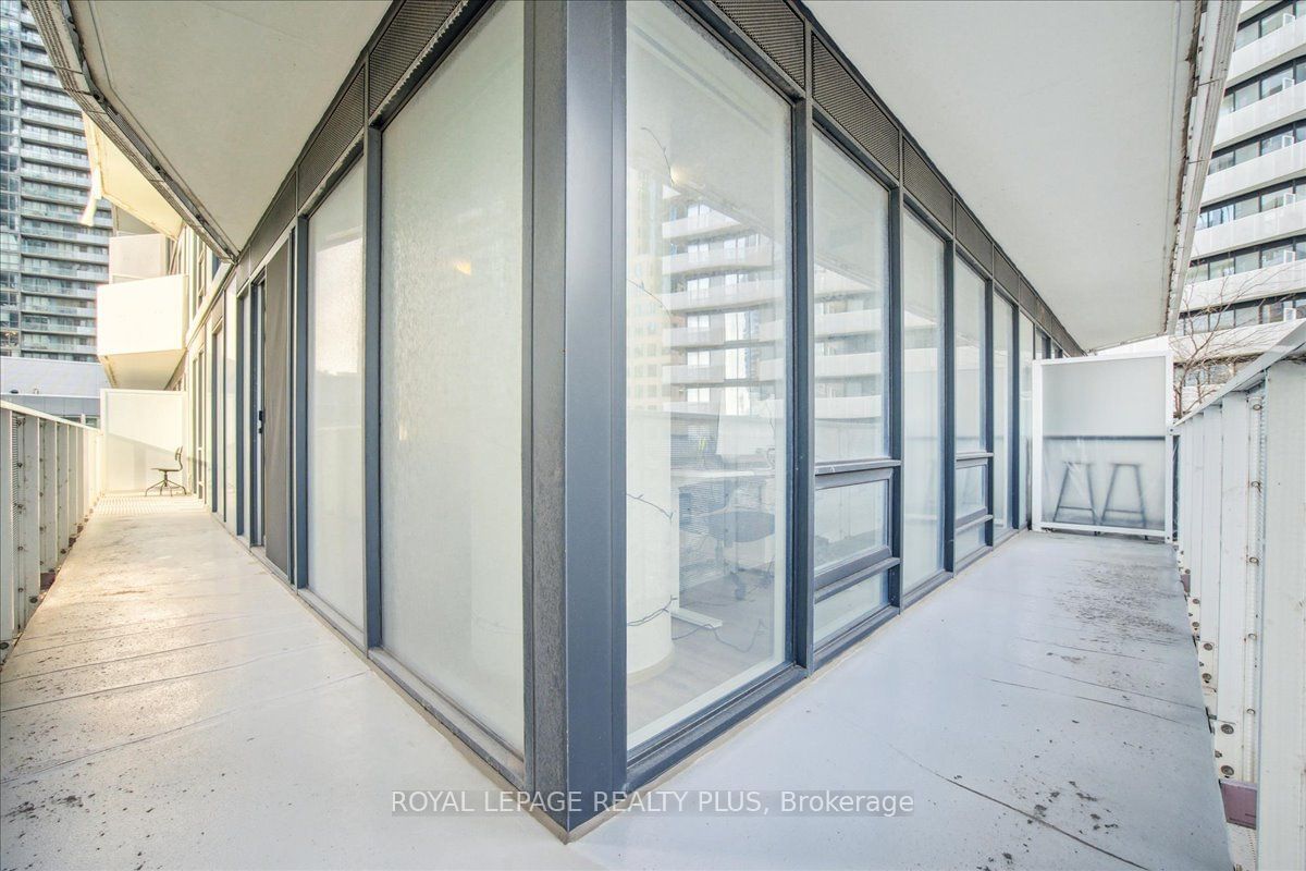 100 Harbour St, unit 1010 for sale - image #33