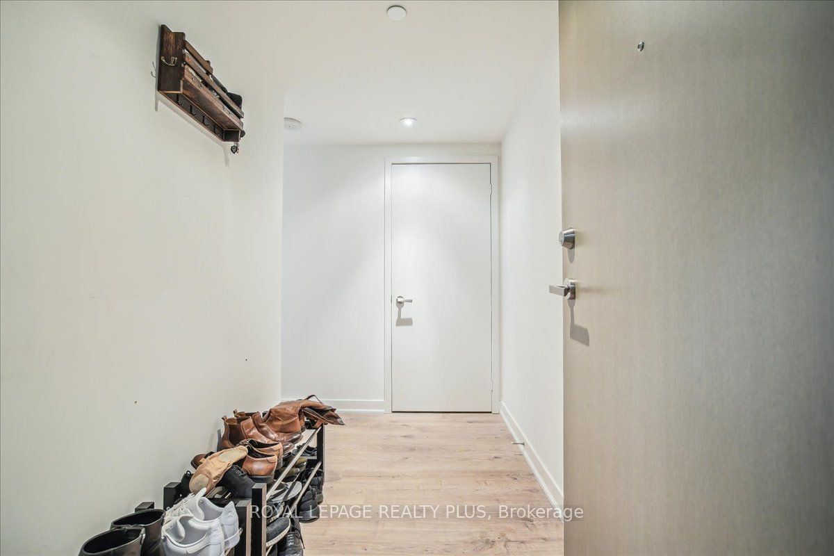 100 Harbour St, unit 1010 for sale - image #7