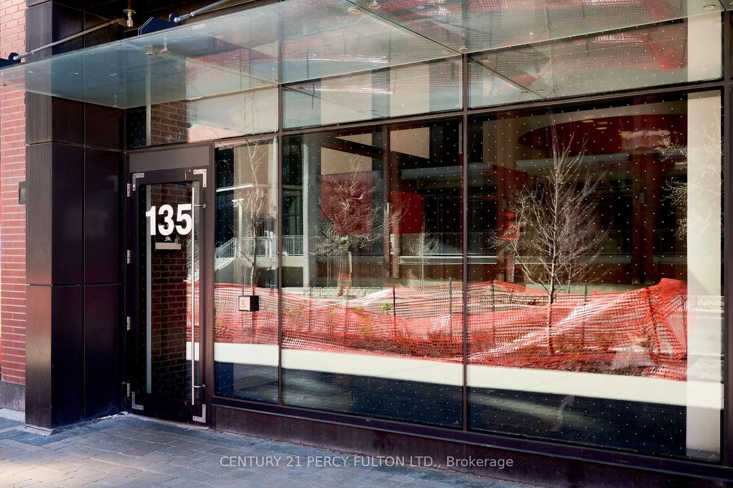 135 East Liberty St, unit 711 for sale - image #24