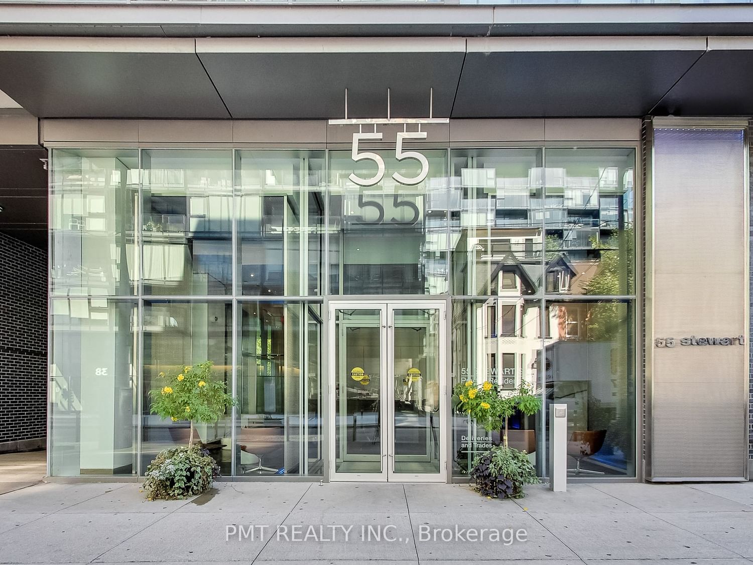 55 Stewart St, unit 503 for sale - image #1